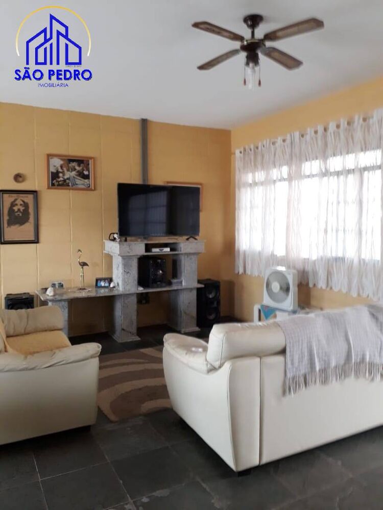 Casa à venda com 3 quartos, 327m² - Foto 9