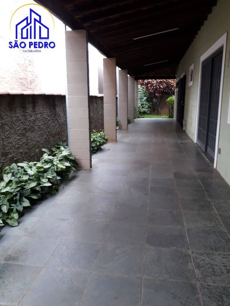 Casa à venda com 3 quartos, 327m² - Foto 6