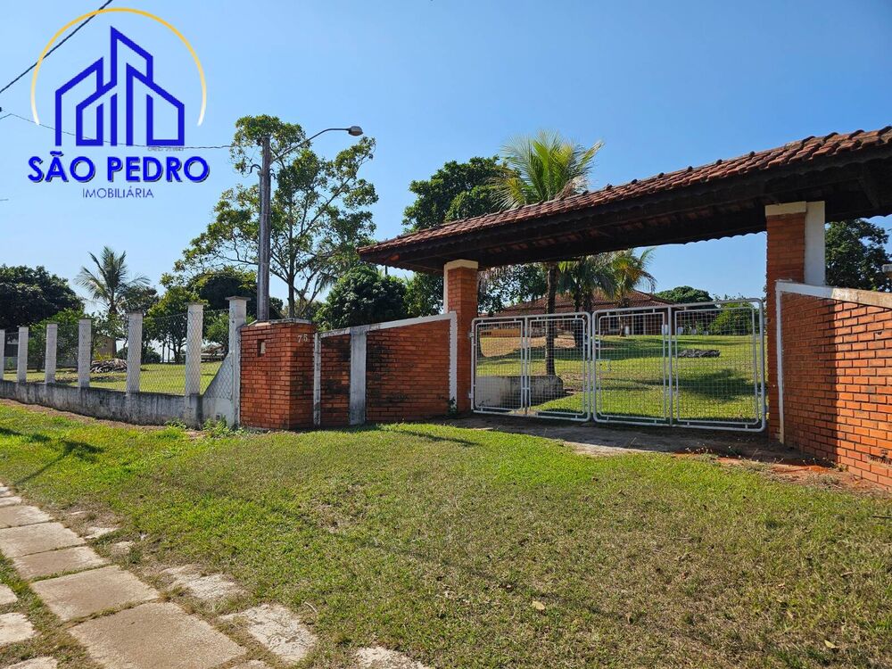 Casa, 3 quartos, 235 m² - Foto 1