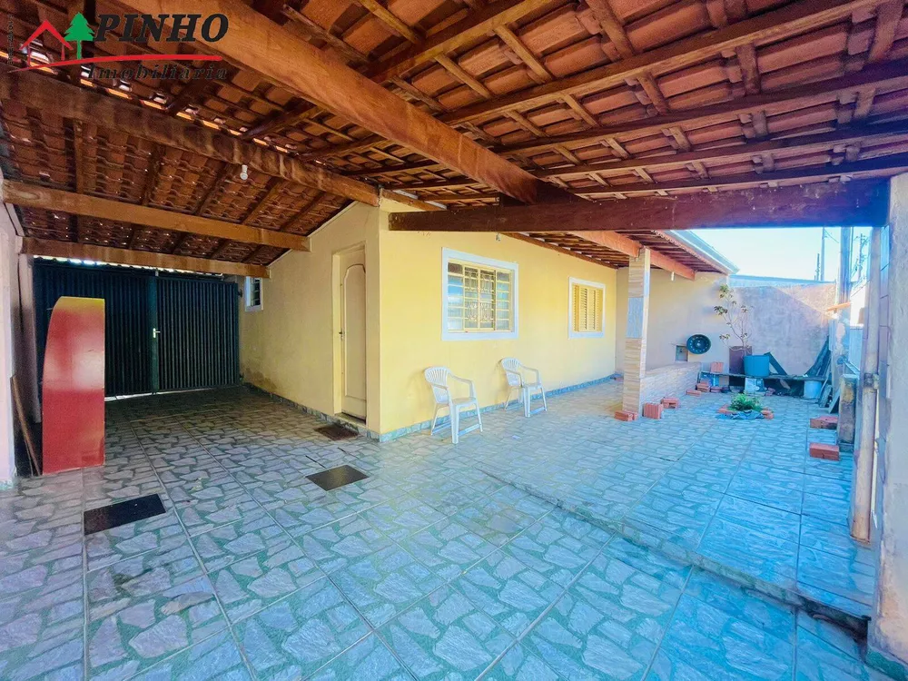 Casa à venda e aluguel com 2 quartos, 69m² - Foto 2