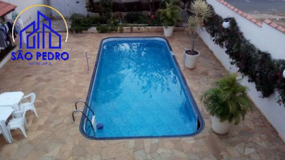Casa à venda com 2 quartos, 260m² - Foto 18