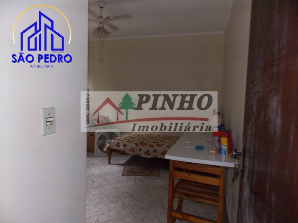 Casa, 4 quartos, 158 m² - Foto 1