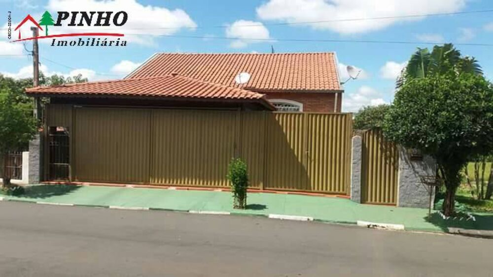 Casa, 4 quartos, 238 m² - Foto 1