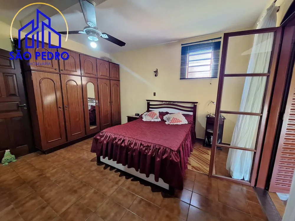 Casa, 4 quartos, 238 m² - Foto 13