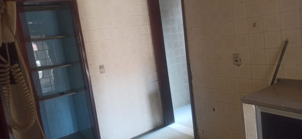 Apartamento para alugar com 3 quartos, 110m² - Foto 9