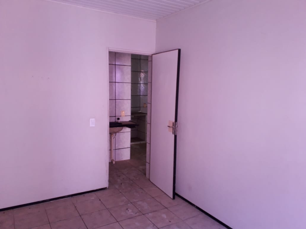 Apartamento para alugar com 2 quartos, 76m² - Foto 9