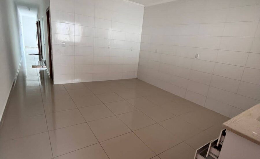 Sobrado à venda e aluguel com 3 quartos, 145m² - Foto 3