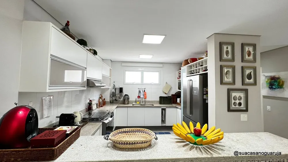Sobrado, 4 quartos, 219 m² - Foto 1