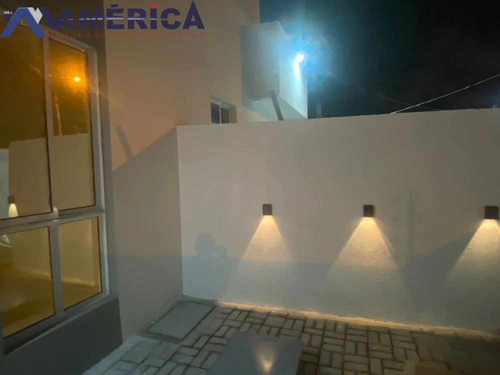 Casa, 2 quartos, 60 m² - Foto 1