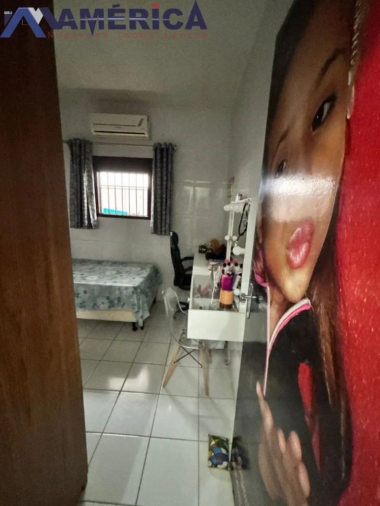 Casa, 3 quartos, 200 m² - Foto 2