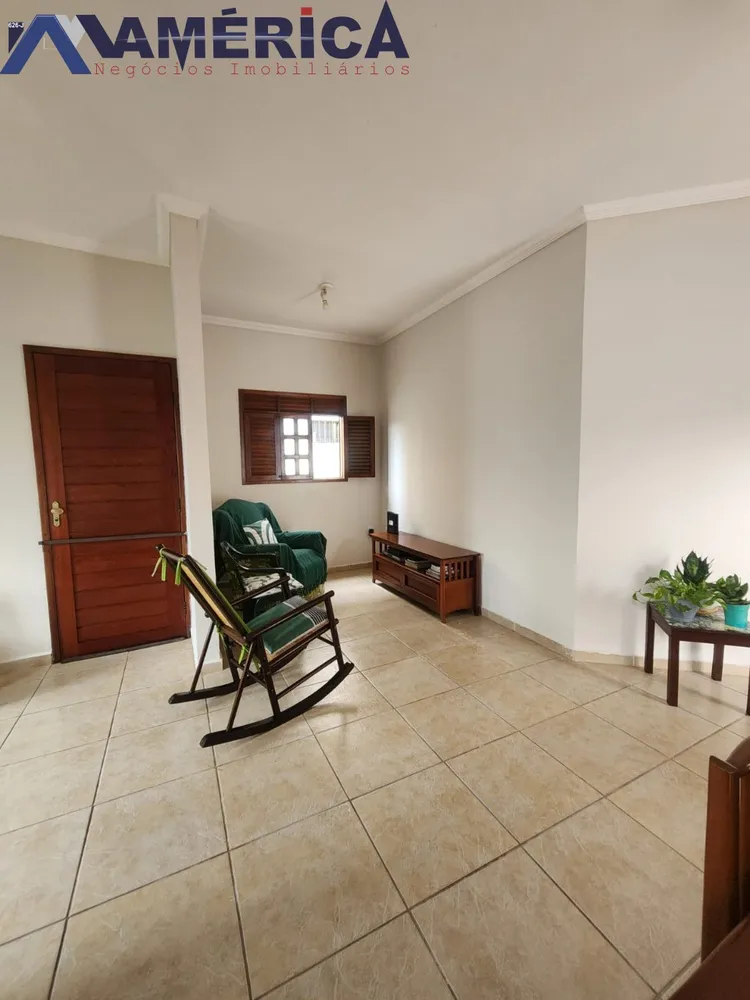 Casa, 2 quartos, 240 m² - Foto 1