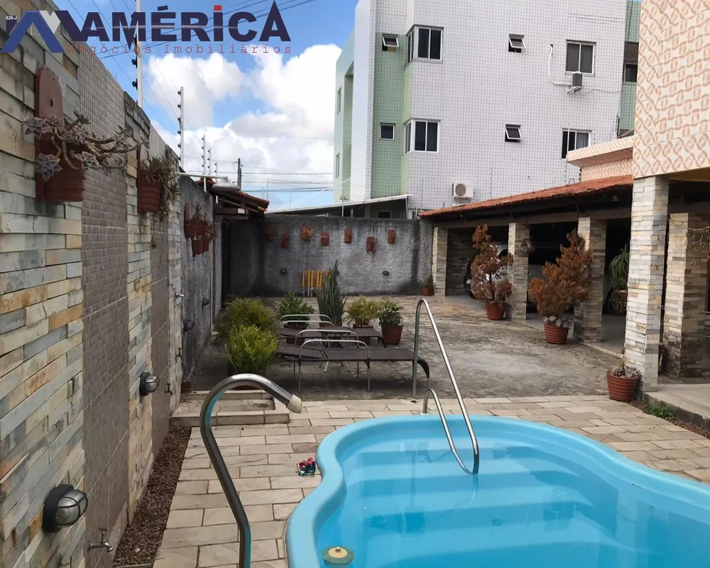 Casa, 4 quartos, 600 m² - Foto 1