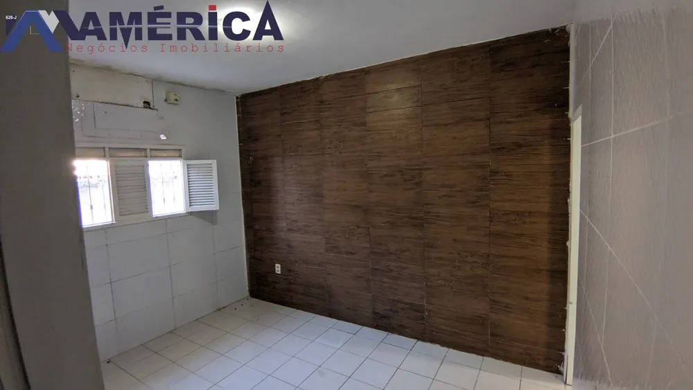 Casa, 5 quartos, 227 m² - Foto 1