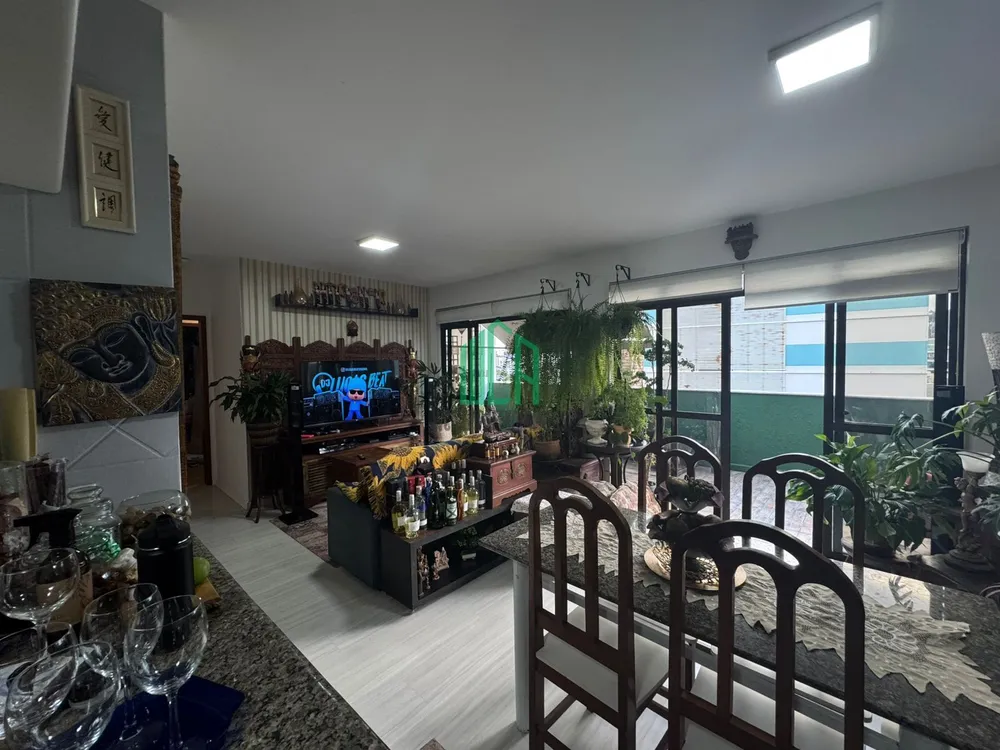 Apartamento, 3 quartos, 147 m² - Foto 2