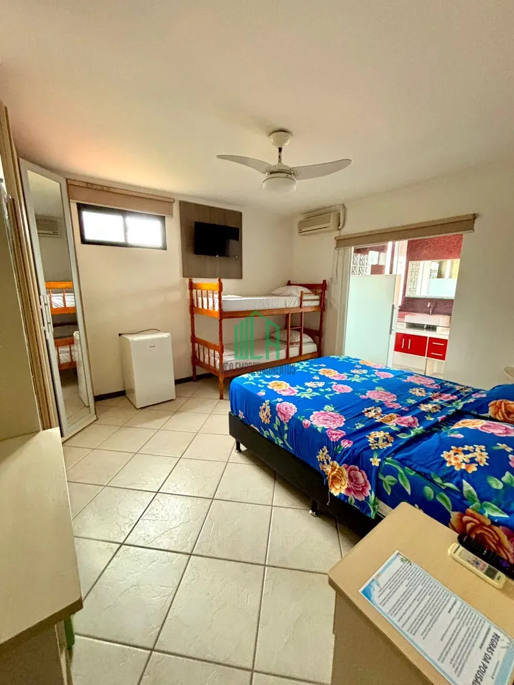 Casa, 6 quartos, 300 m² - Foto 10