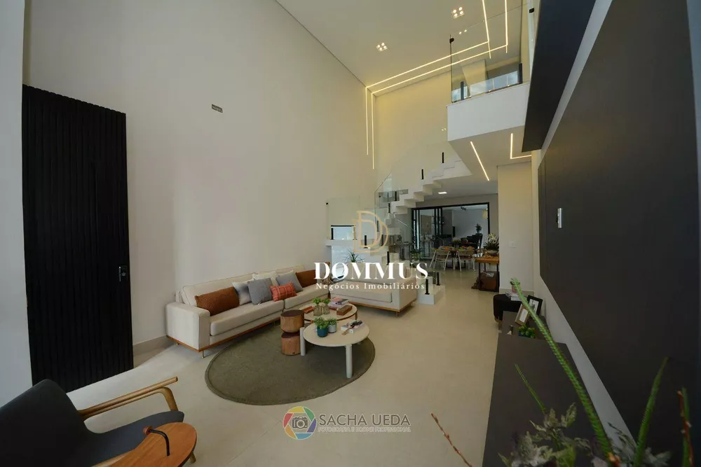 Sobrado, 3 quartos, 271 m² - Foto 2