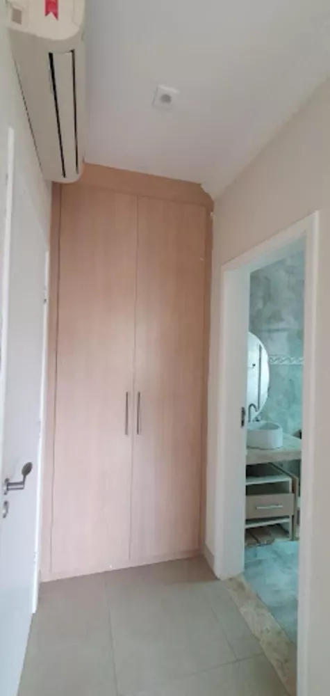 Sobrado, 3 quartos, 302 m² - Foto 2