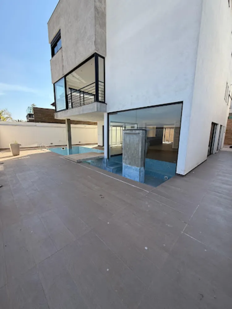 Sobrado, 5 quartos, 434 m² - Foto 2