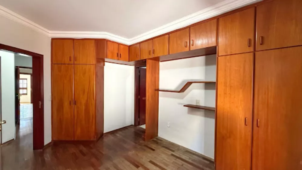 Casa, 4 quartos, 164 m² - Foto 1