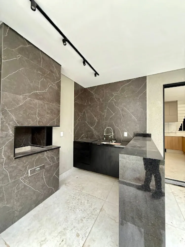 Sobrado, 4 quartos, 302 m² - Foto 14