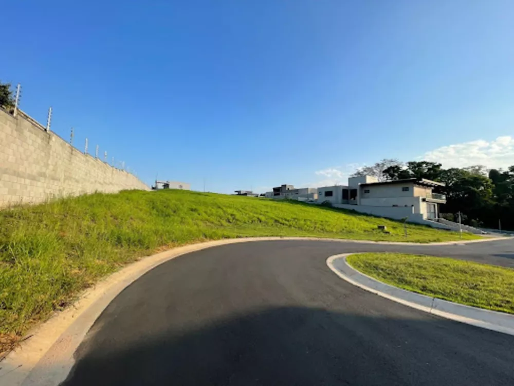 Loteamento e Condomínio, 677 m² - Foto 1