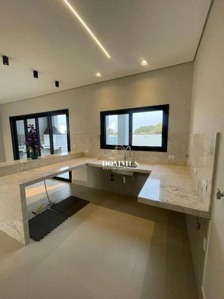 Sobrado, 3 quartos, 258 m² - Foto 5