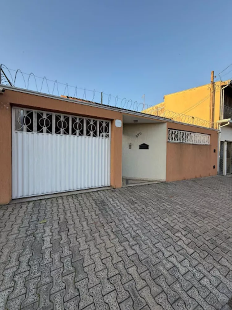 Casa, 3 quartos, 220 m² - Foto 3