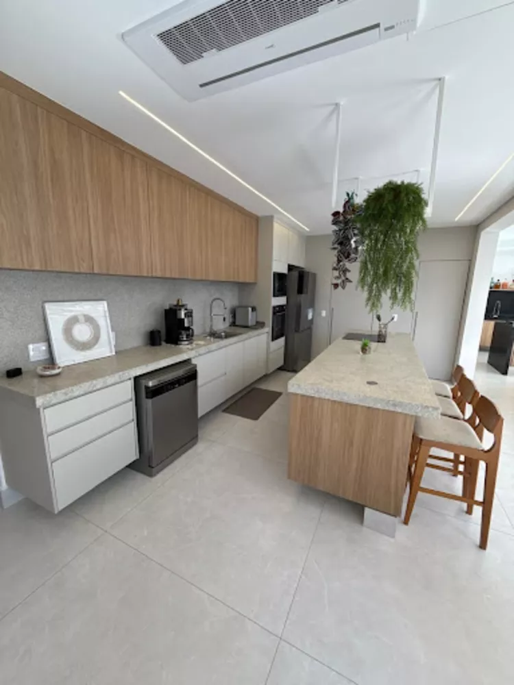 Sobrado, 3 quartos, 344 m² - Foto 1