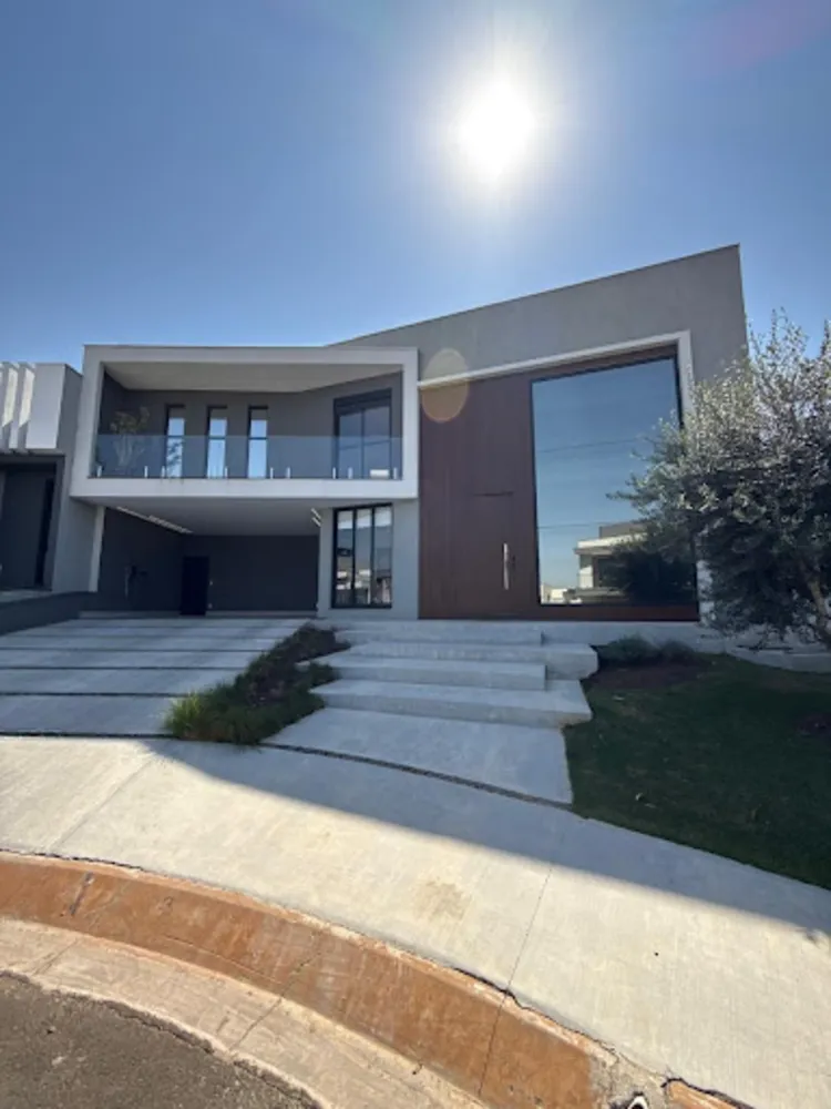 Sobrado, 3 quartos, 344 m² - Foto 1