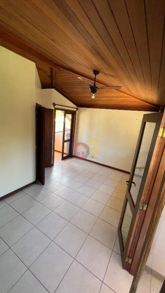 Casa, 4 quartos, 250 m² - Foto 16