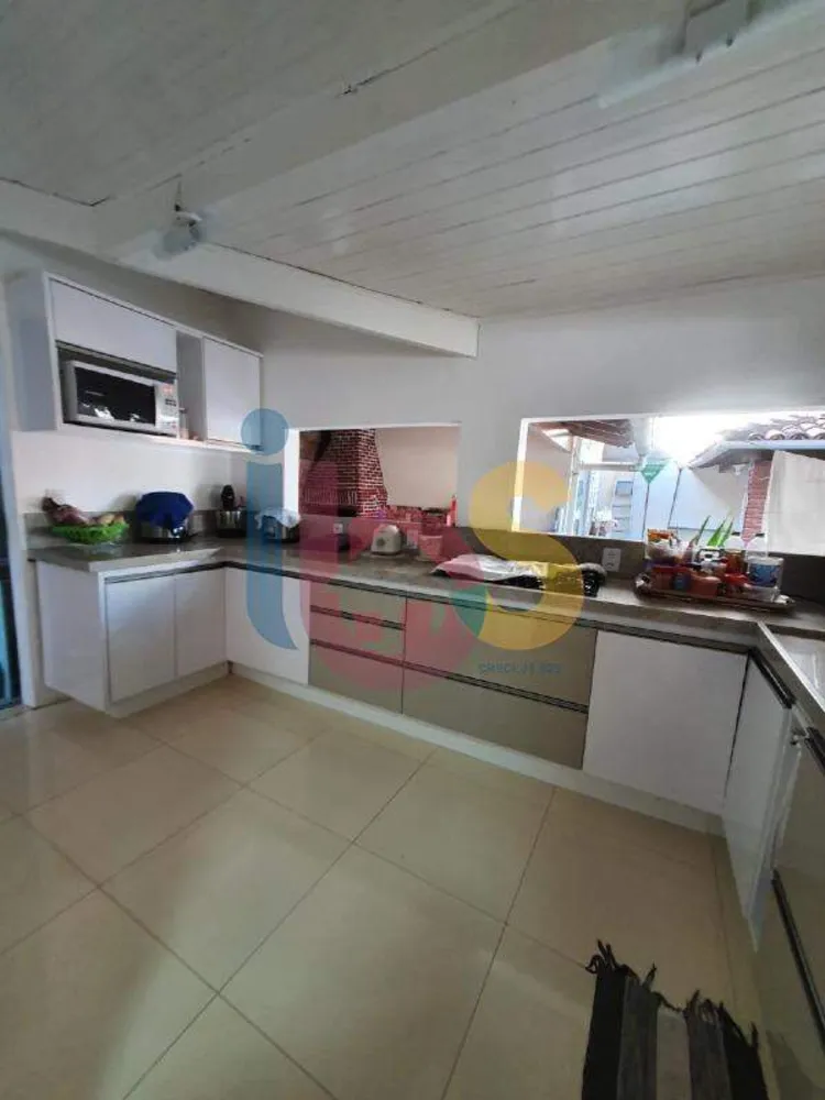Casa, 5 quartos, 320 m² - Foto 4