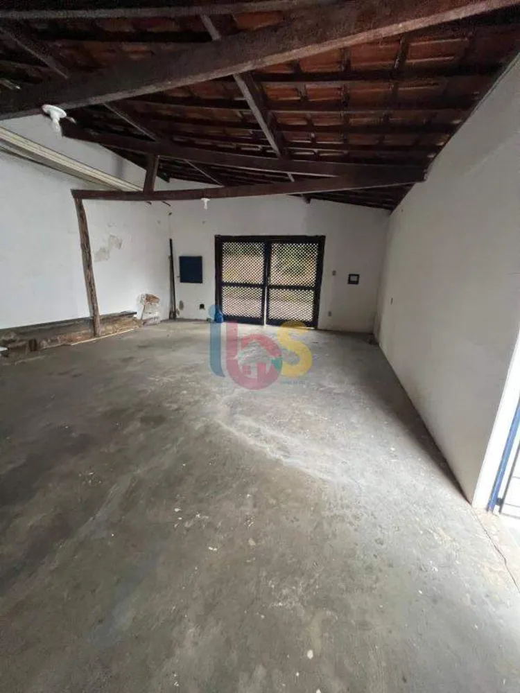 Casa, 6 quartos, 190 m² - Foto 11