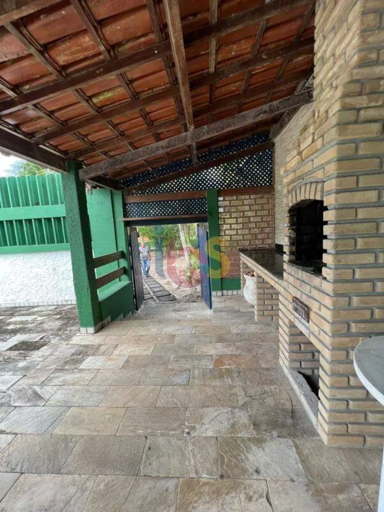 Casa, 6 quartos, 190 m² - Foto 2