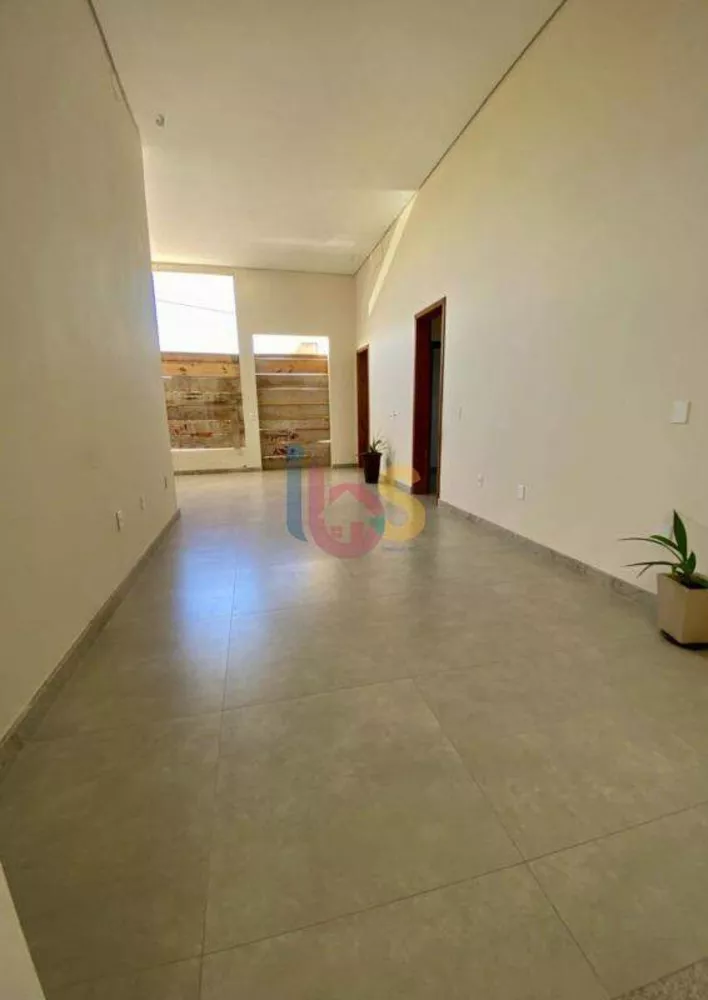 Casa à venda com 4 quartos, 210m² - Foto 6