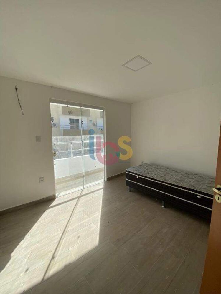 Casa à venda com 3 quartos, 120m² - Foto 3