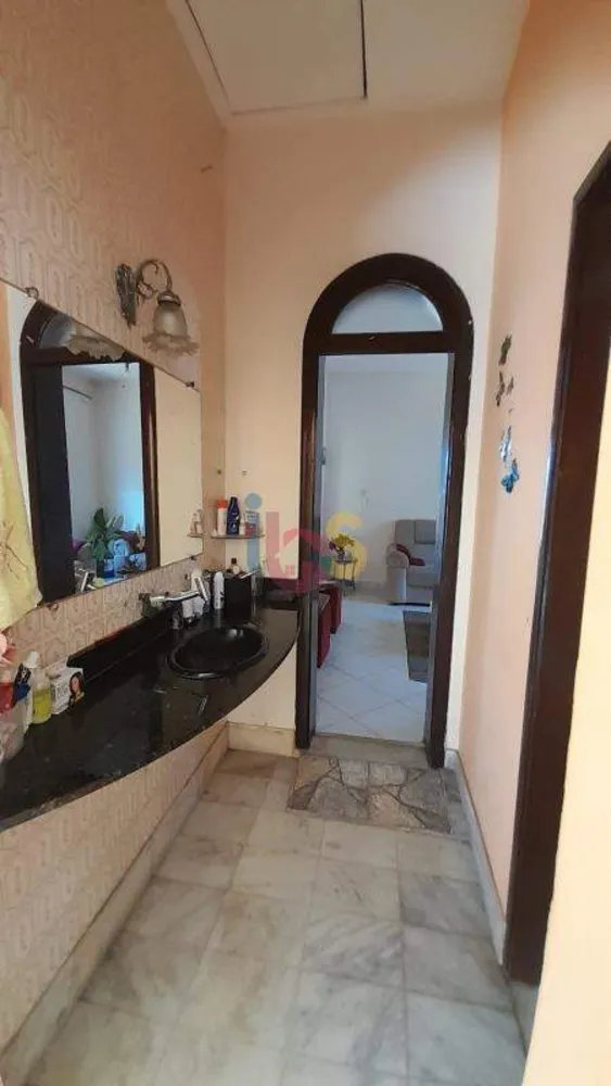 Casa, 4 quartos, 200 m² - Foto 9