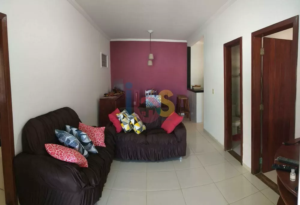 Casa à venda com 3 quartos, 90m² - Foto 5