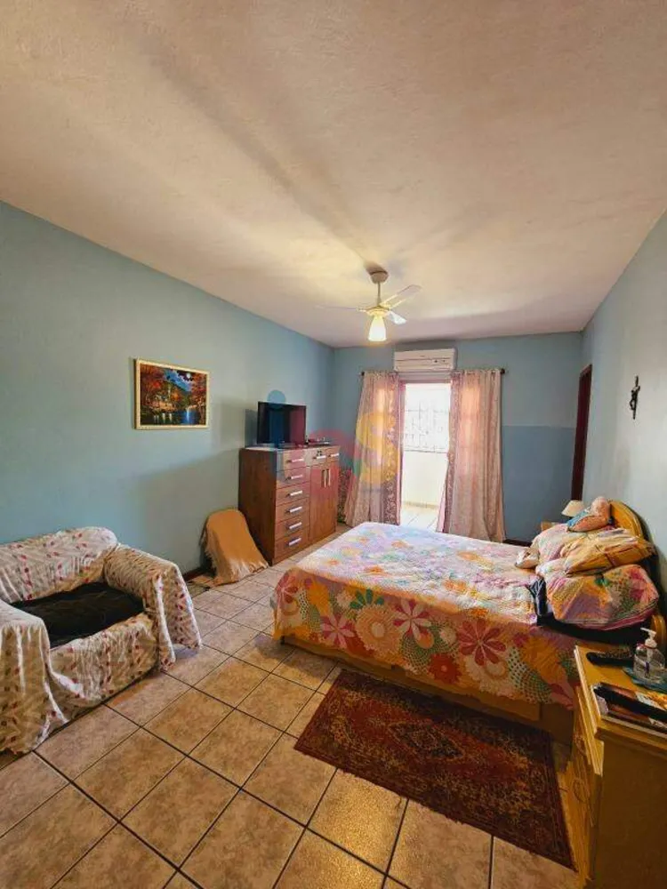Casa, 4 quartos, 280 m² - Foto 3