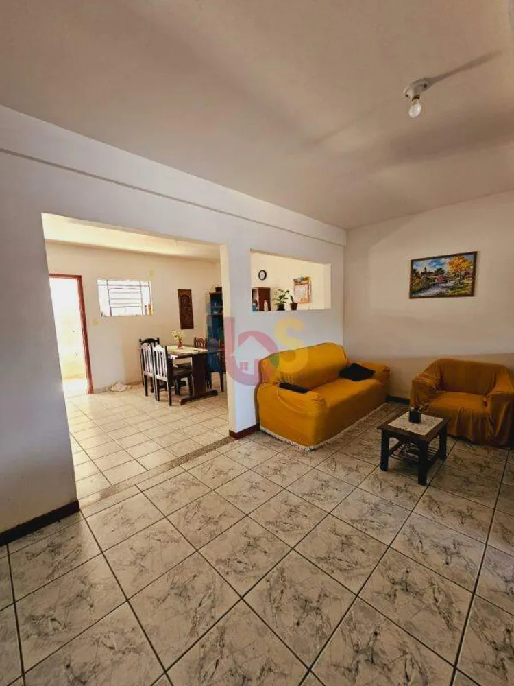 Casa, 4 quartos, 280 m² - Foto 2