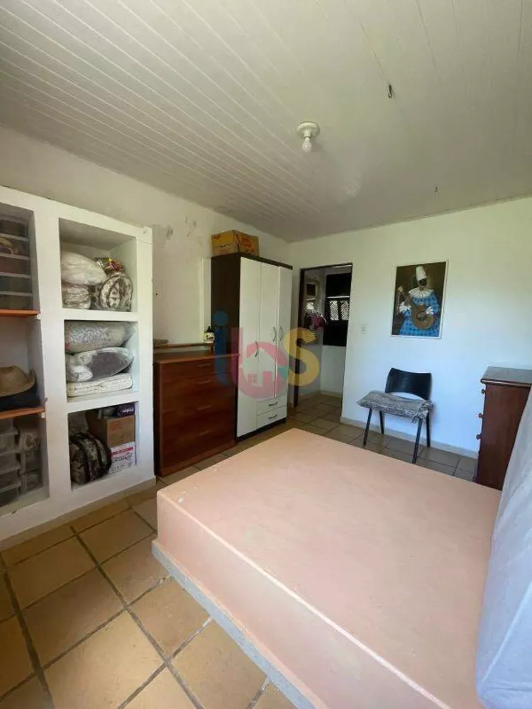 Casa à venda com 2 quartos, 300m² - Foto 11