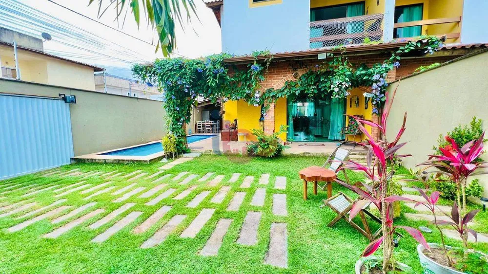 Casa, 4 quartos, 133 m² - Foto 1