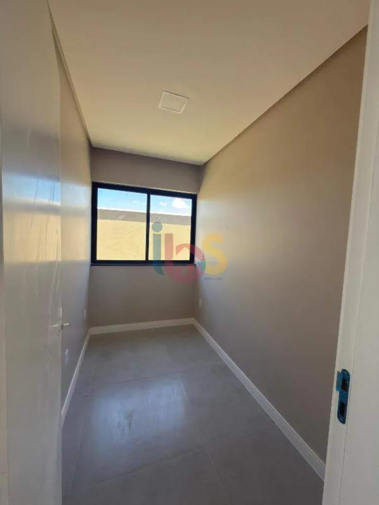Casa, 3 quartos, 229 m² - Foto 17