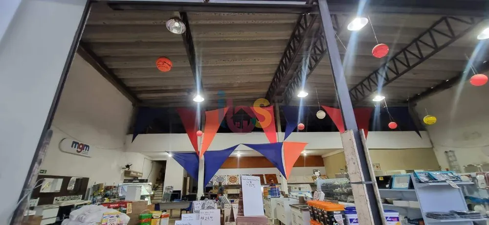 Loja-Salão, 230 m² - Foto 1