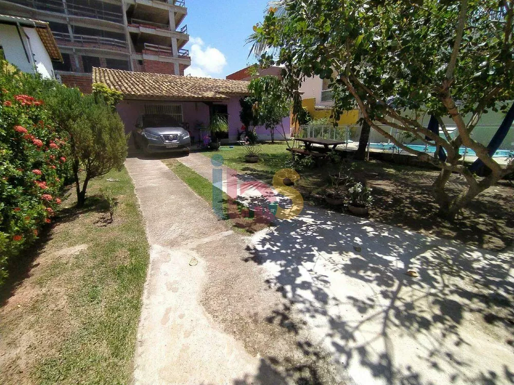 Casa à venda com 3 quartos, 450m² - Foto 2