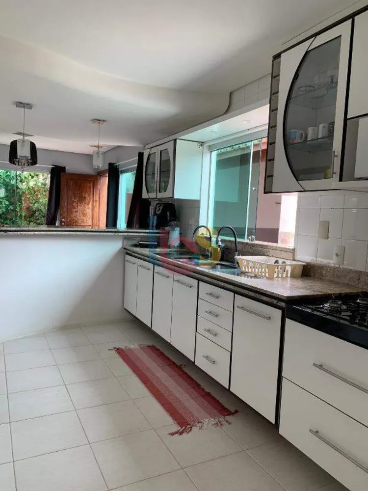Casa, 5 quartos, 390 m² - Foto 1