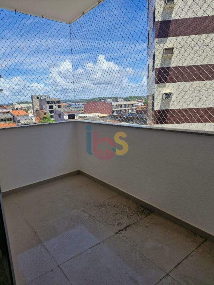 Apartamento para alugar com 3 quartos, 120m² - Foto 1