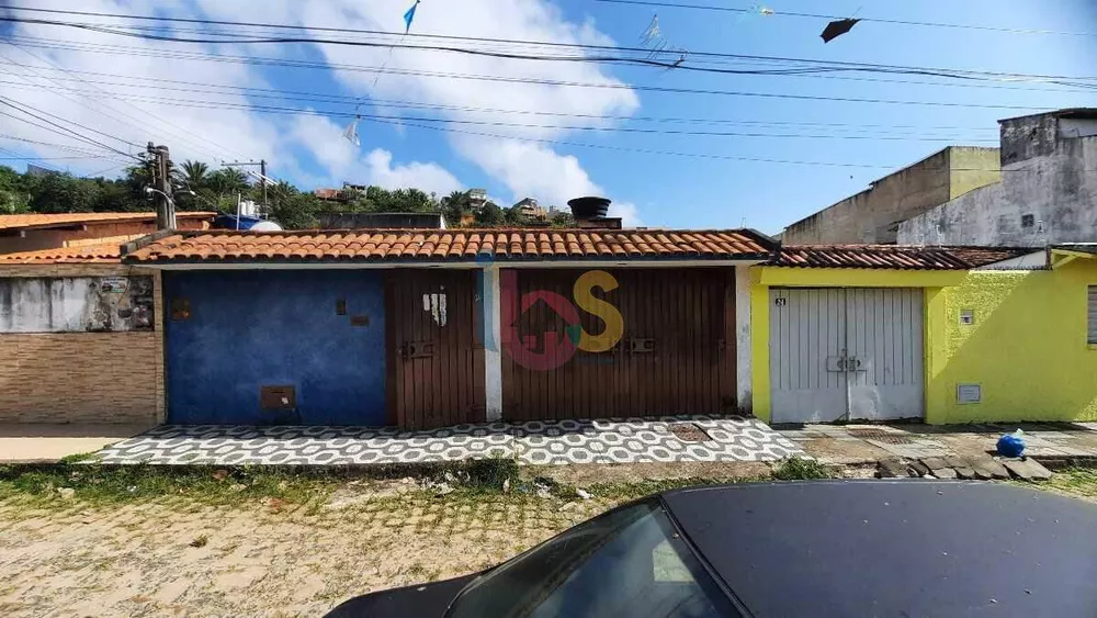 Casa à venda com 3 quartos, 180m² - Foto 1