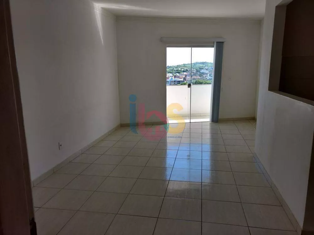 Apartamento à venda com 2 quartos, 130m² - Foto 1