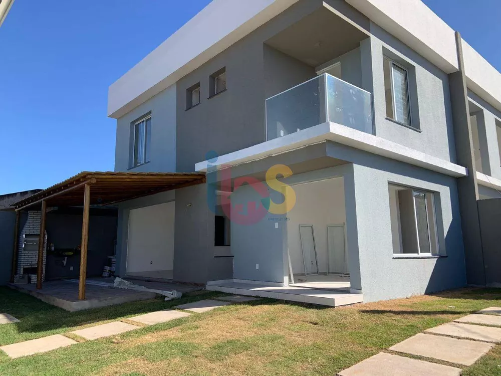 Casa à venda com 3 quartos, 127m² - Foto 1