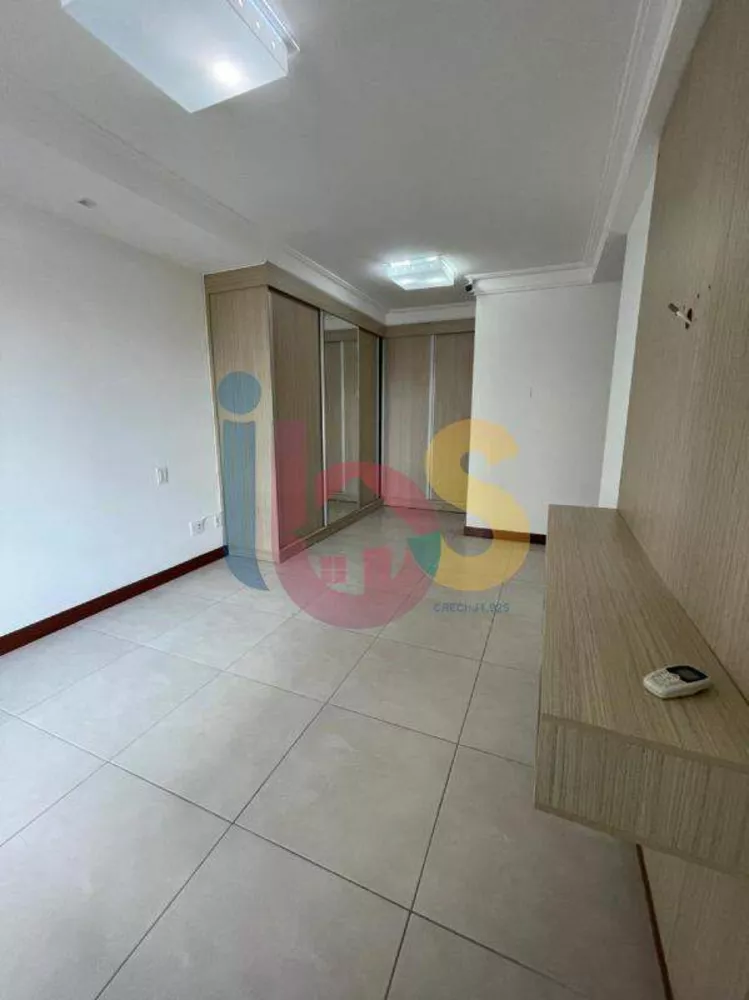 Apartamento à venda com 3 quartos, 130m² - Foto 3